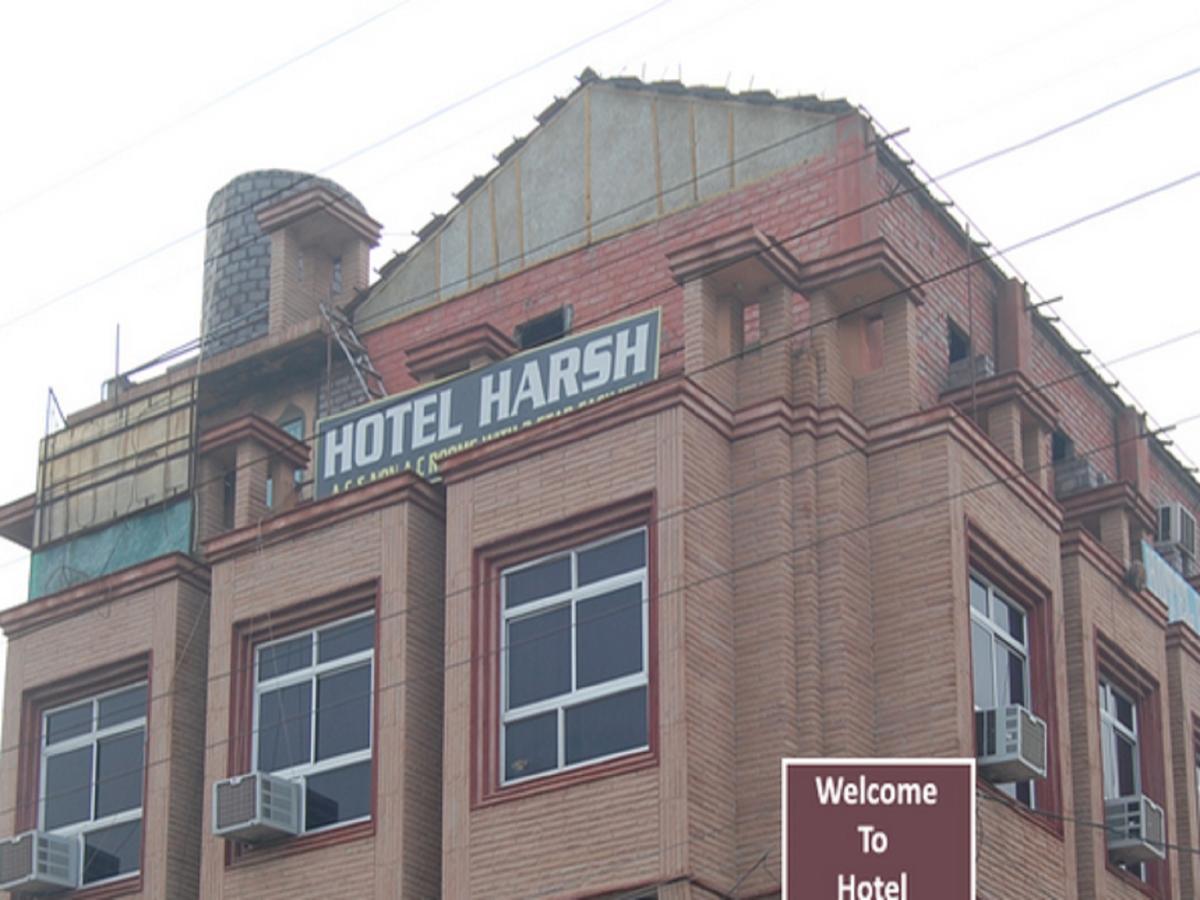 Harsh Hotel Suratgarh Zewnętrze zdjęcie