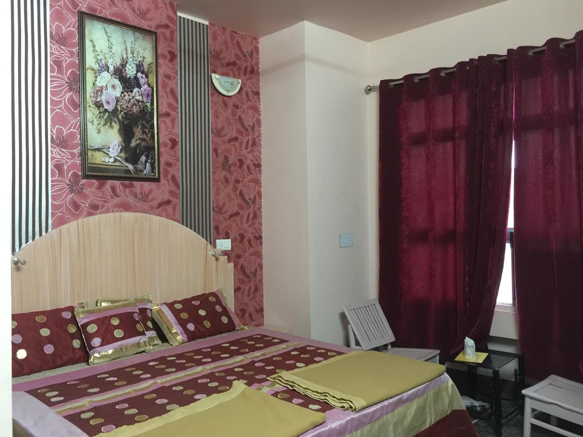 Harsh Hotel Suratgarh Zewnętrze zdjęcie